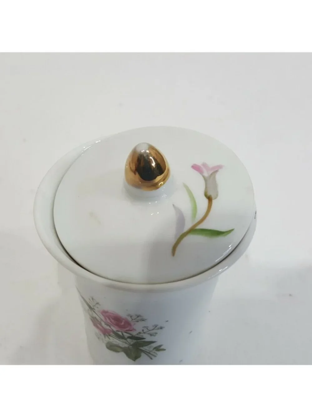 Chinese White Glazed Porcelain Covered Floral Rose Flower Tea Cup 2634 Lid Pink